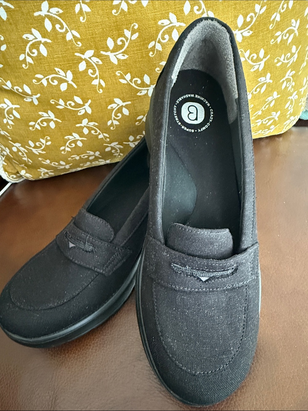 Bzees Black Leather Slip-On Loafers